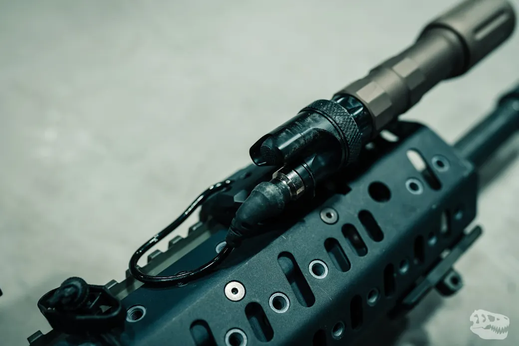 Modlite PLHv2 with SureFire DS00 and ModButton