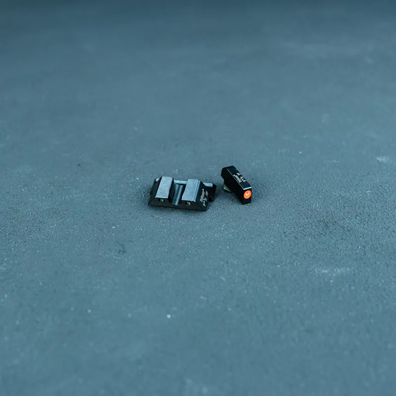 Trijicon HD XR Night Sights for Glock - Standard, Orange Outline / Green Tritium, Black Outline / Green Tritium