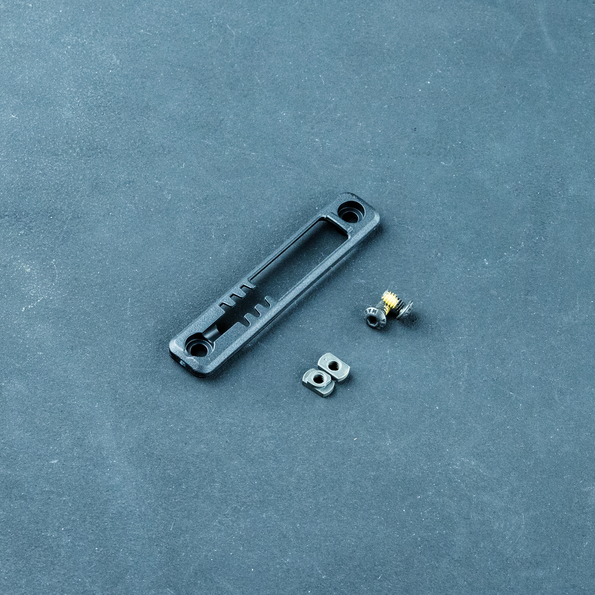 Magpul M-LOK Tape Switch Mounting Plate – SureFire ST