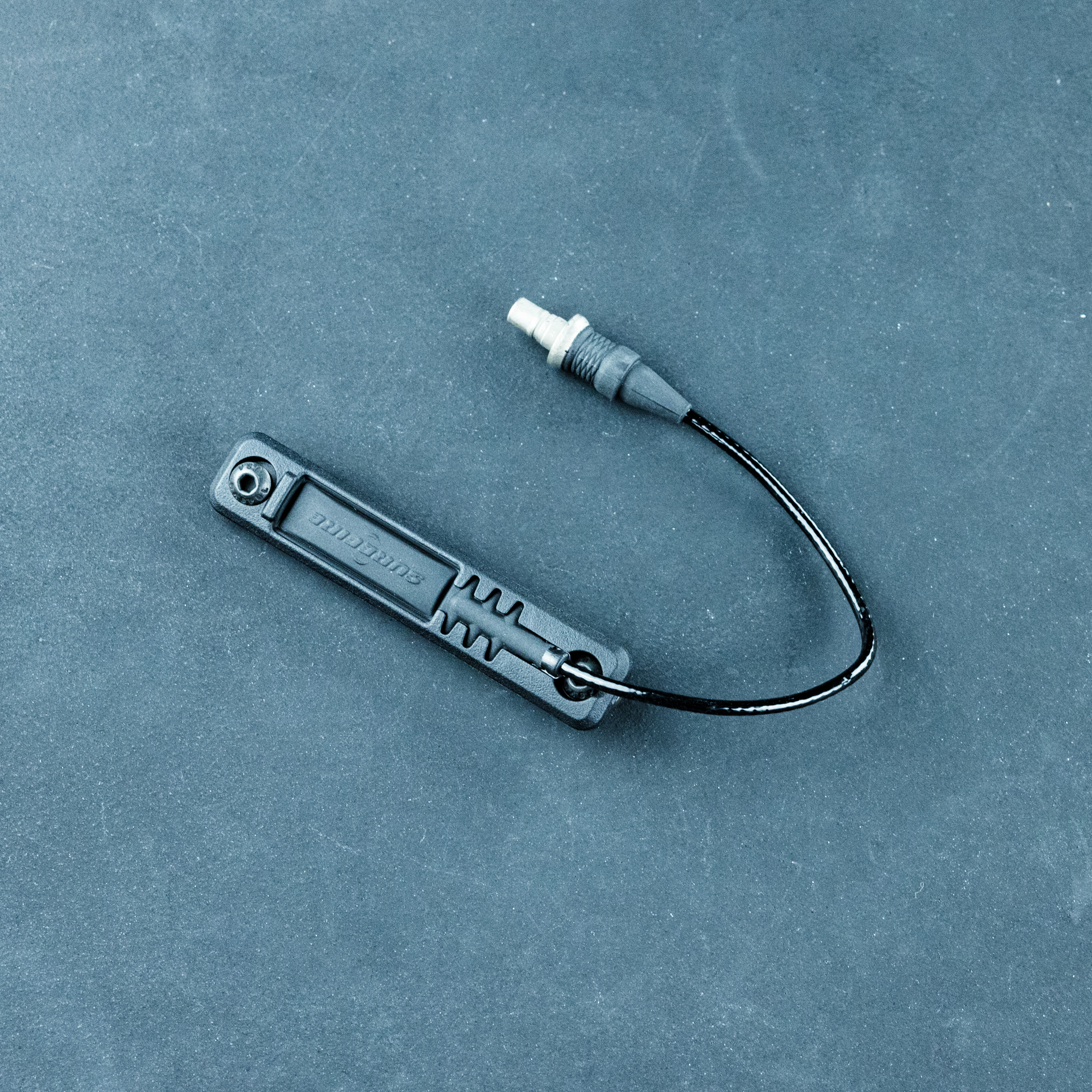 Magpul M-LOK Tape Switch Mounting Plate – SureFire ST – T