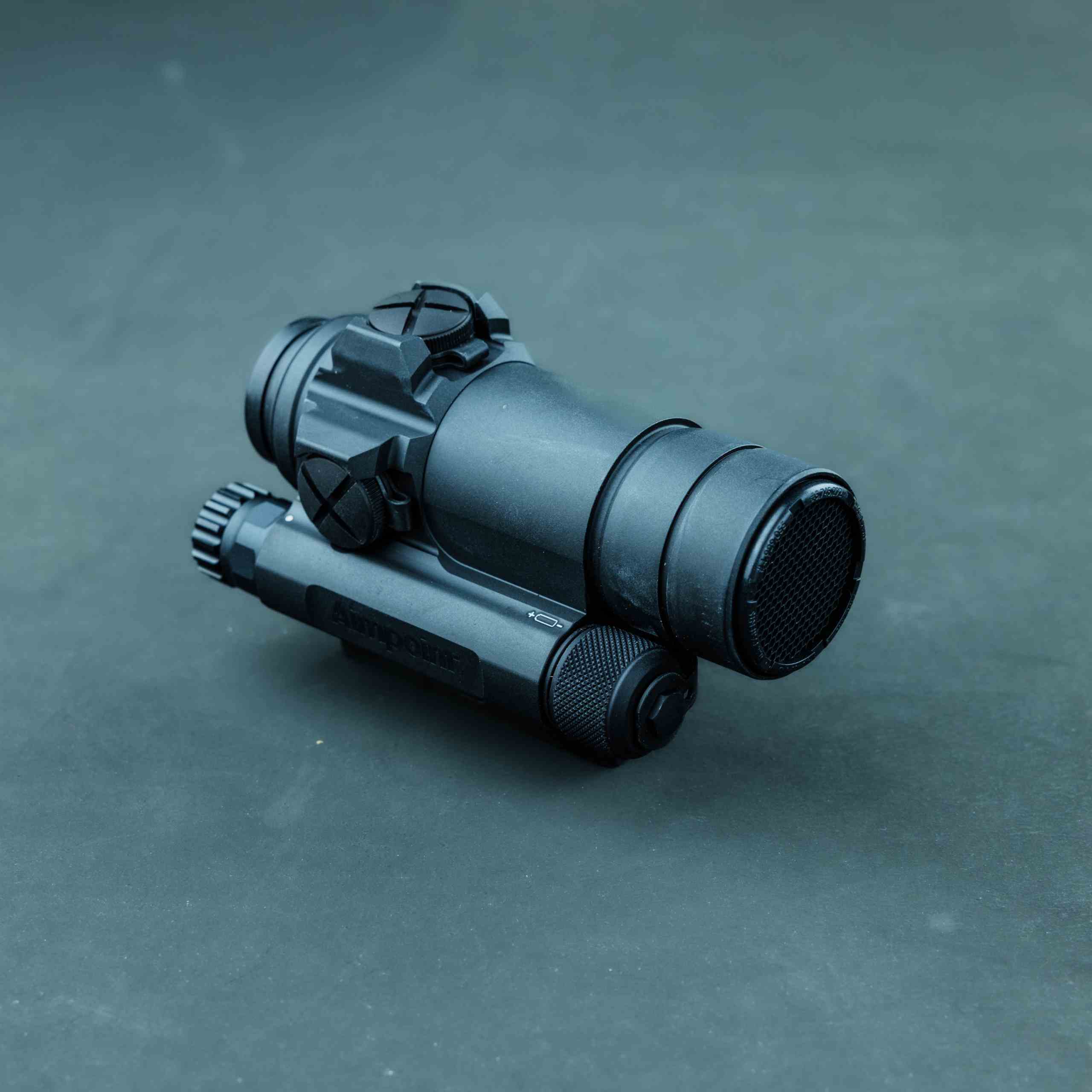 Aimpoint chosen by FBI to supply Duty RDS and CompM4s optics for Red Dot  Sights and Mounts program