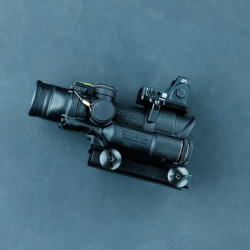 Trijicon ACOG 4x32 LED and RM06 Combo - Crosshair, Red