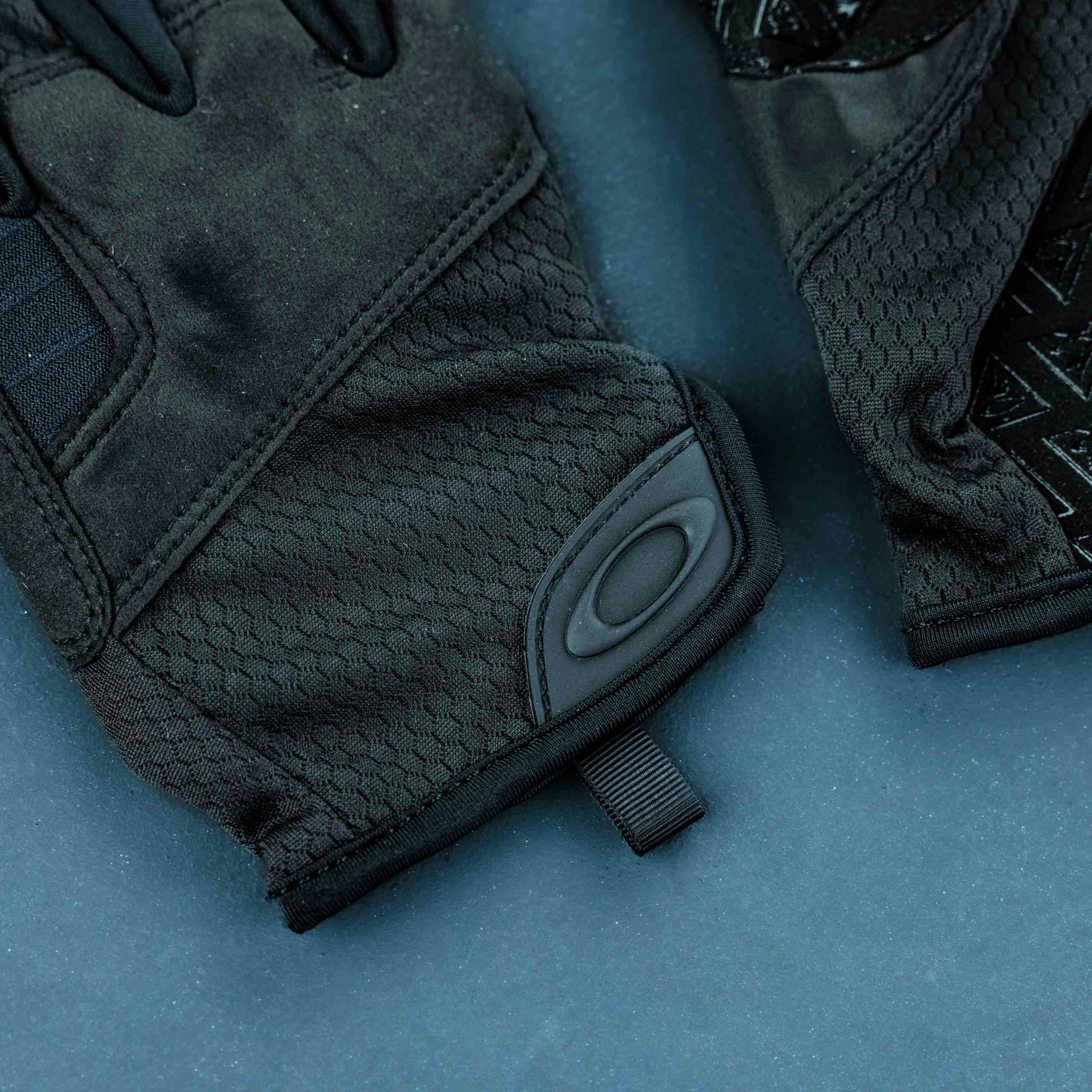 Oakley Factory Lite  Gloves –  ARMS