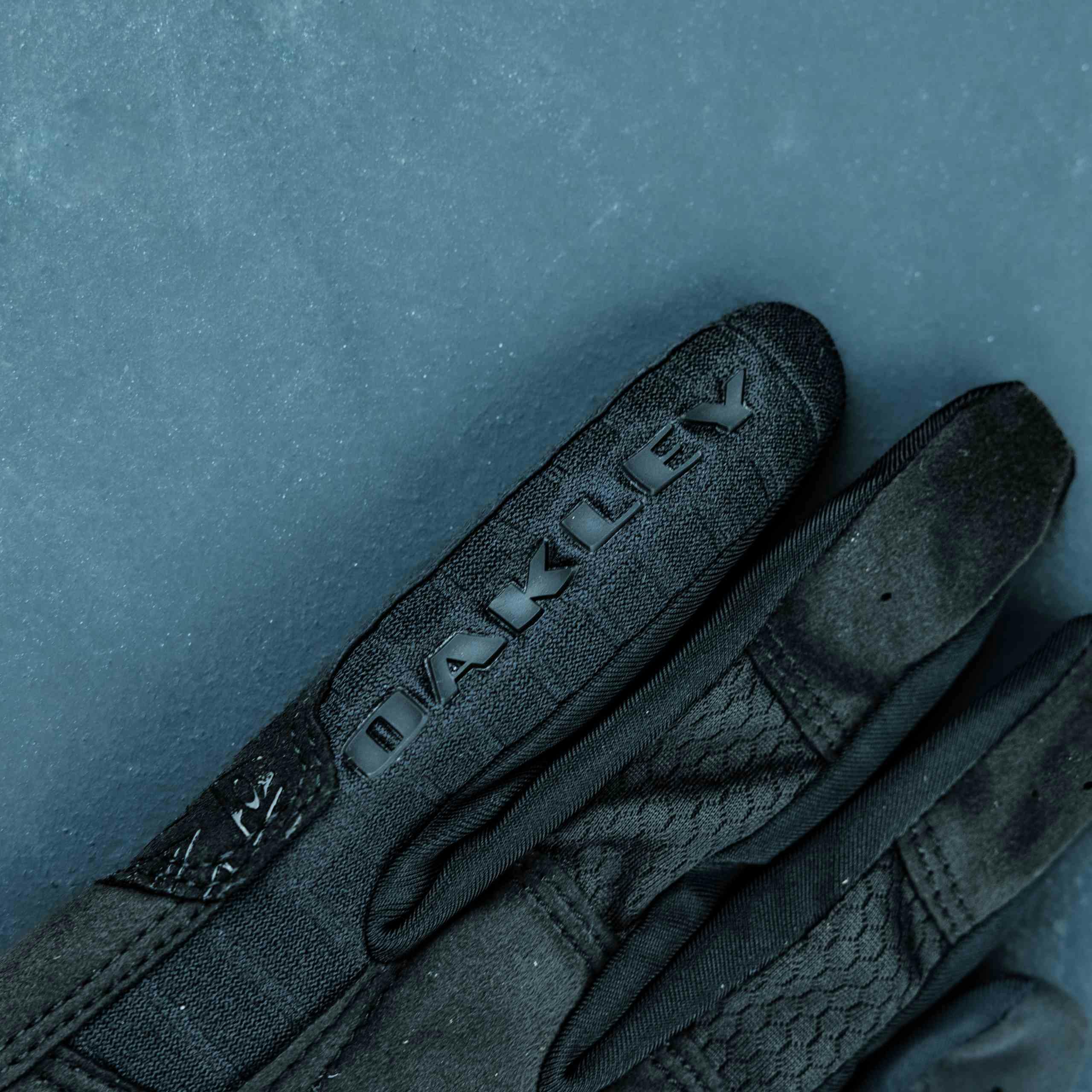 Afgift Centrum Ekspedient Oakley Factory Lite 2.0 Gloves – T.REX ARMS