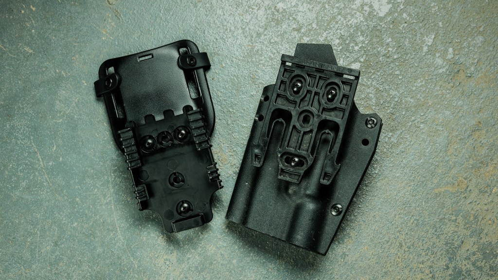 Safariland 773 Competition Open Top Magazine Pouch with Belt Loop for