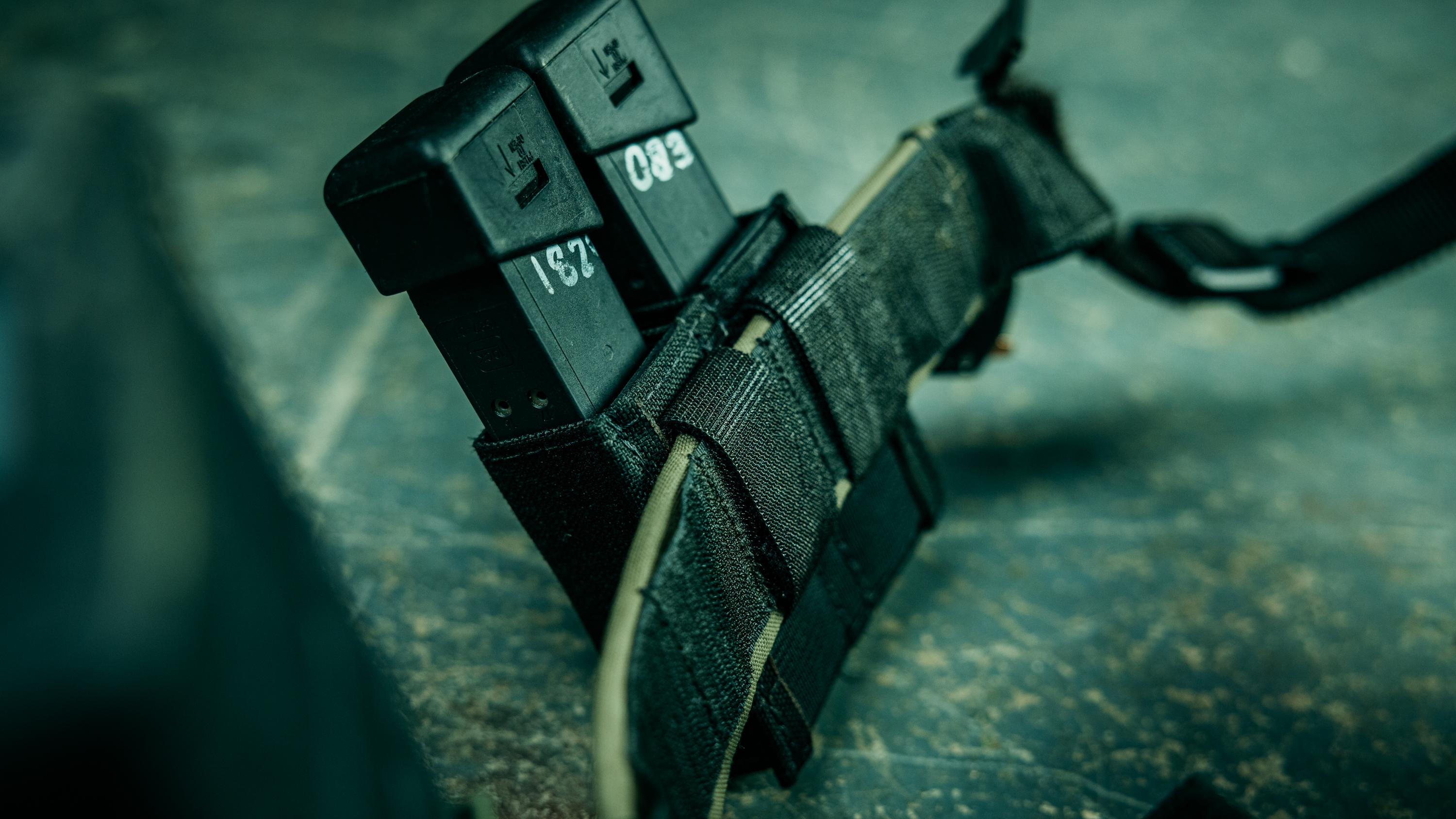 VELCRO ONE-WRAP