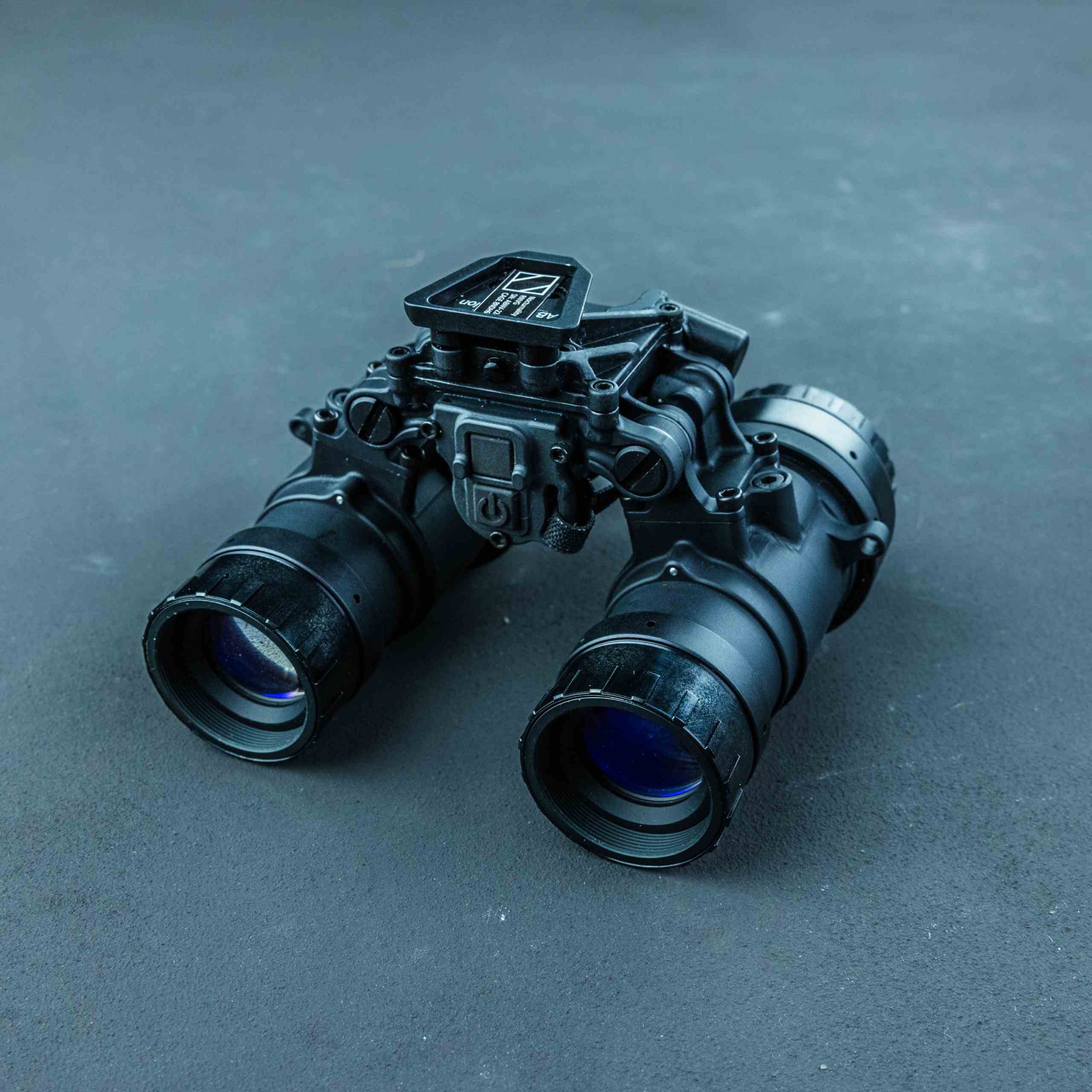 RNVG-A (Articulating Ruggedized Night Vision Goggle) – T.REX