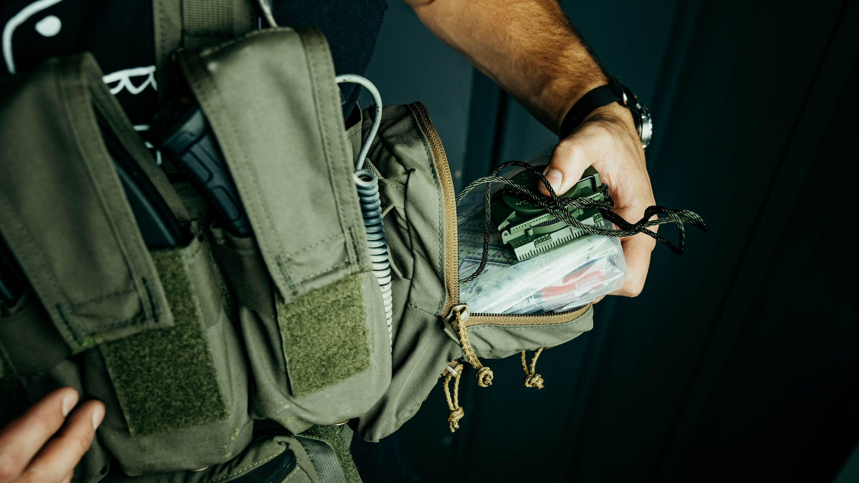 T.REX Vertical GP Pouch | T.REX ARMS