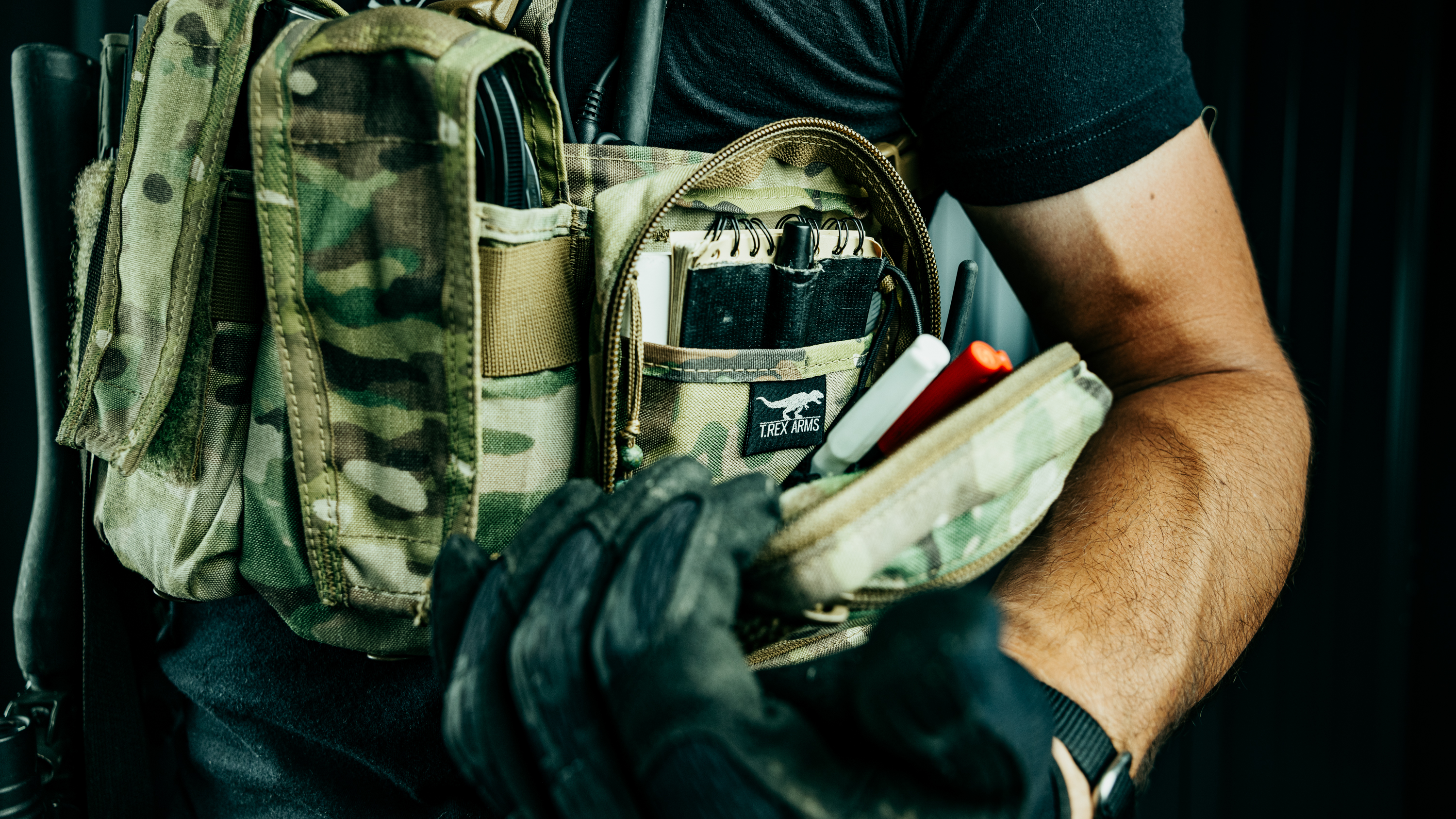 T.REX Vertical GP Pouch | T.REX ARMS
