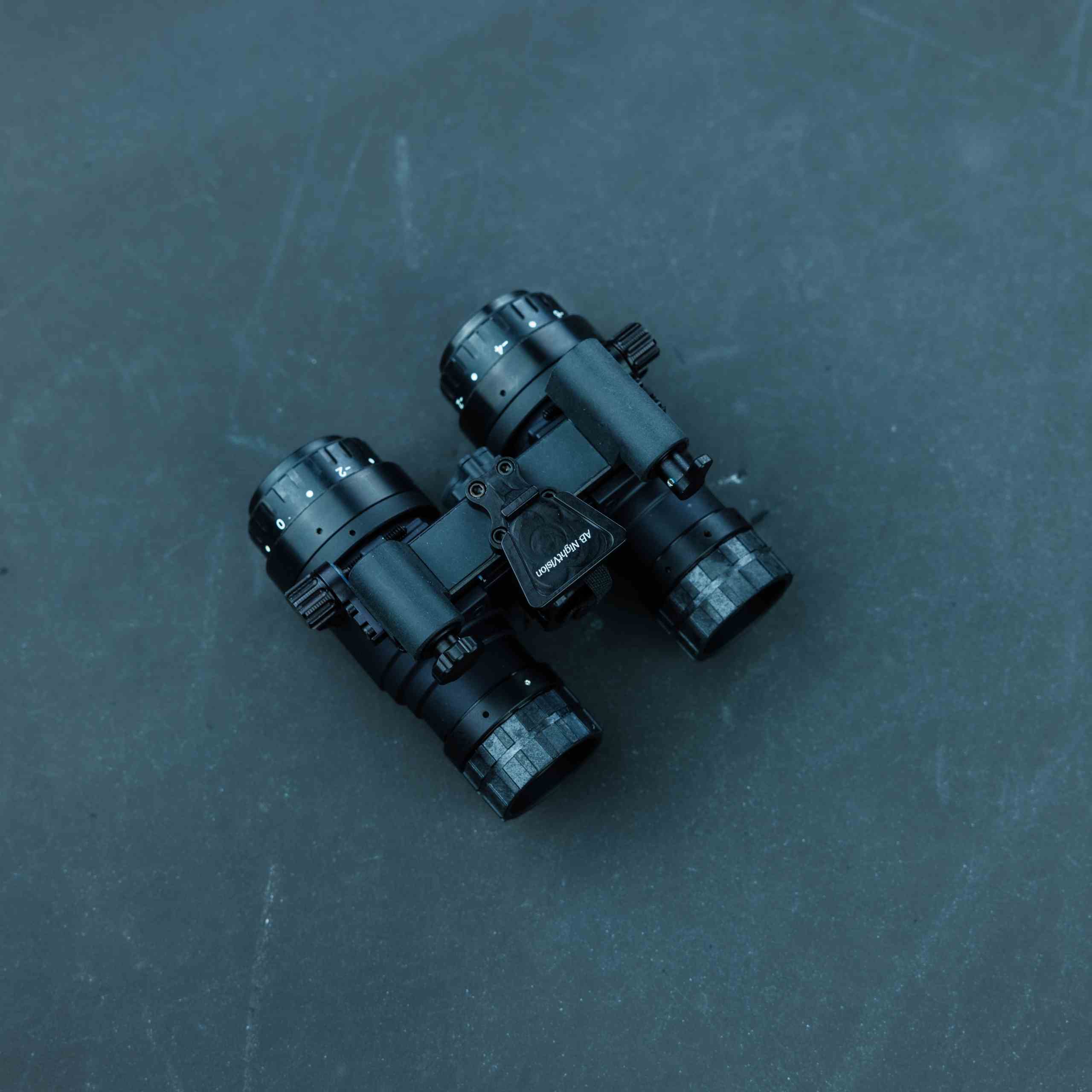 RNVG-VG (Variable Gain Ruggedized Night Vision Goggle)