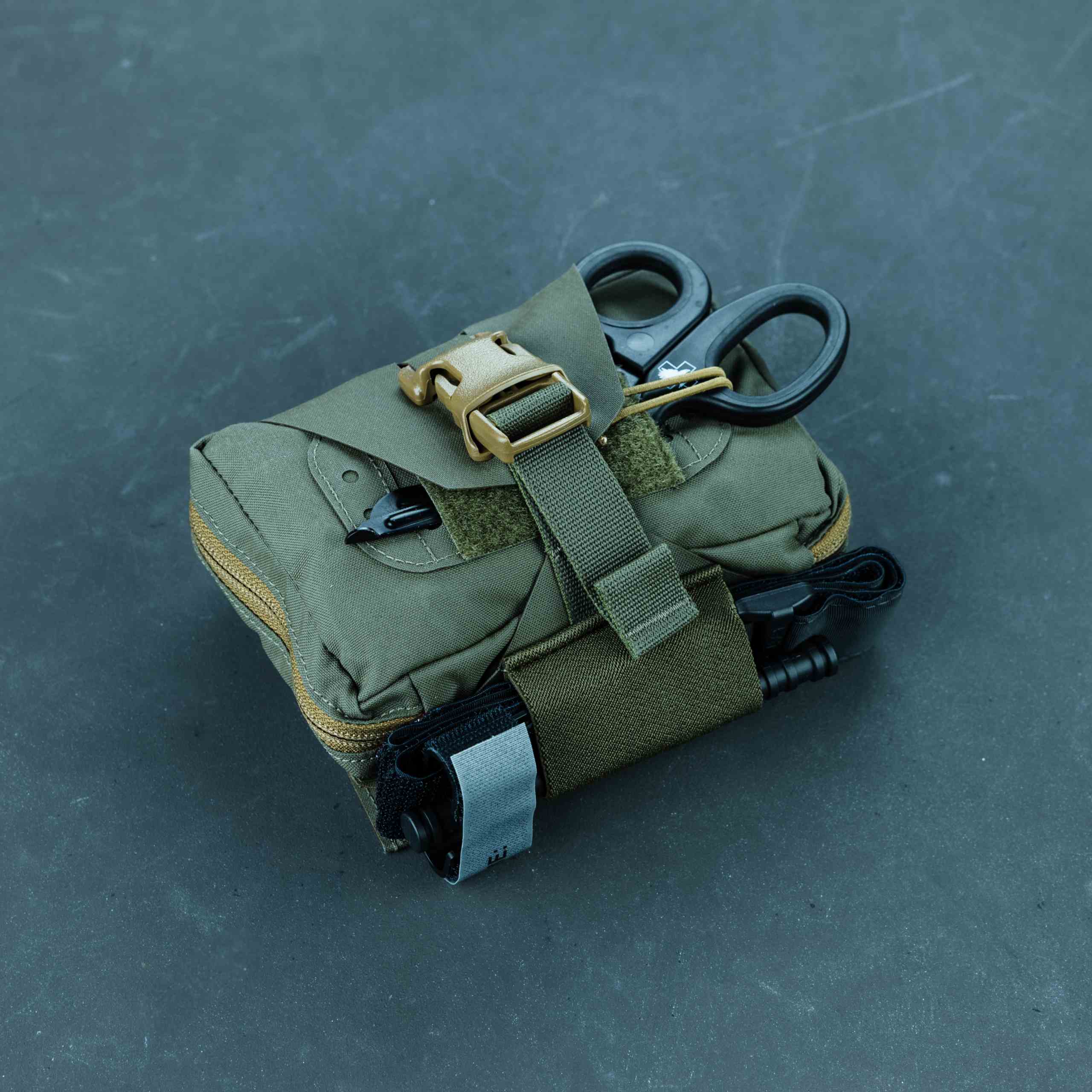 QILO x ZF ポーチ | t.rex arms supdef wrmfzy T.REX MED-T Pouch – T.REX ARMS