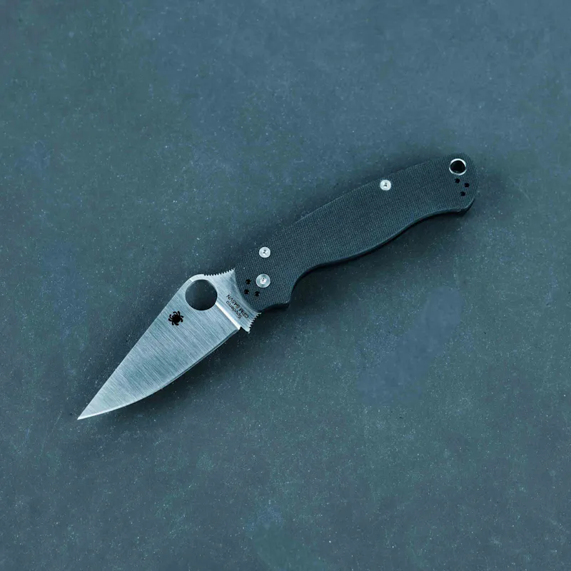 Spyderco Para Military 2 Knife - CPM S45VN Steel, Plain Edge, Black G-10