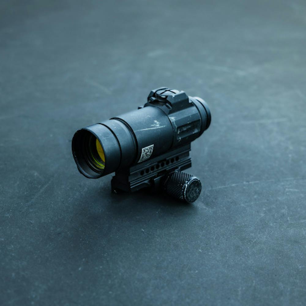 AMR: Aimpoint CompM4s Red Dot Sight