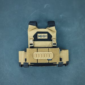 AMR: T.REX AC1 w/ T.REX KYWI 5.56 Placard & Battery / Chemlight Holder