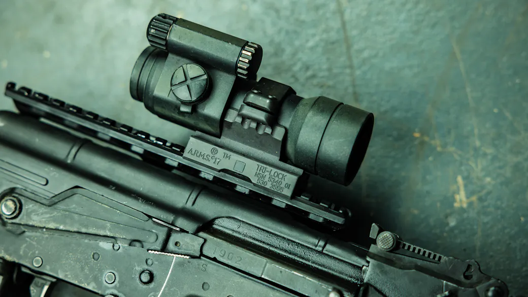 Aimpoint PRO on ARMS #17 mount