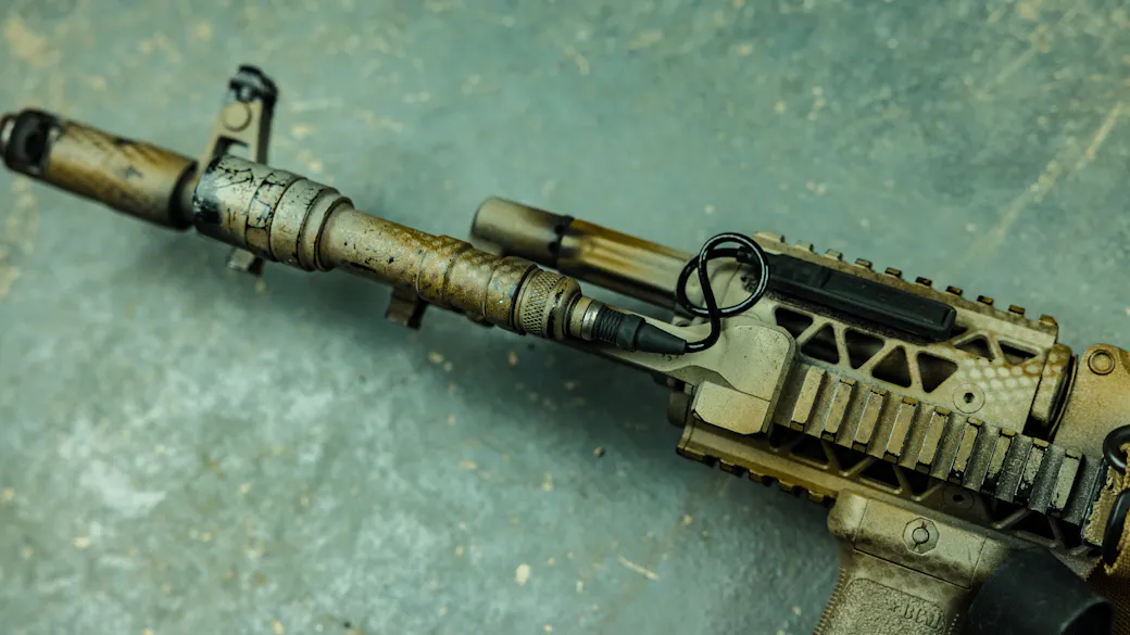 M600U on Picatinny Lightbar with SureFire UE tailcap