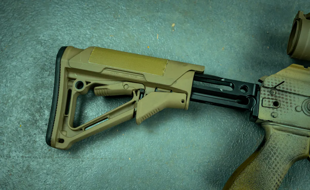 Buffer tube adapter with Magpul CTR stock