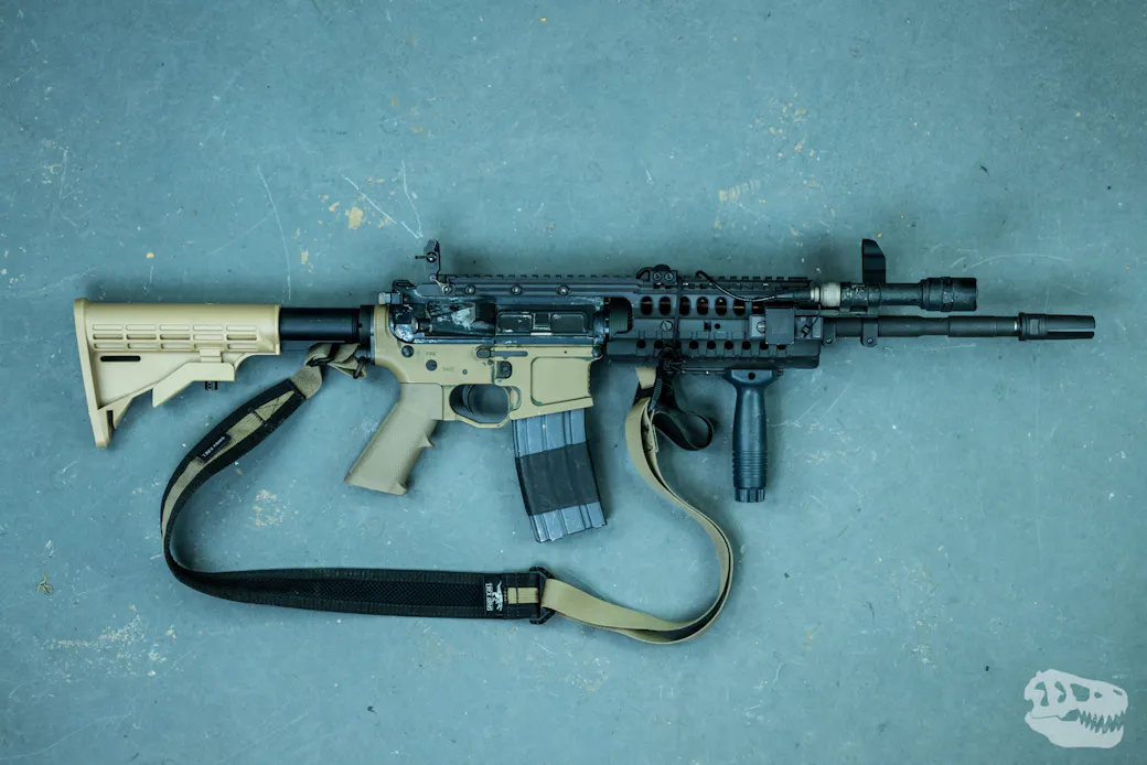 MW2 M4 left side view