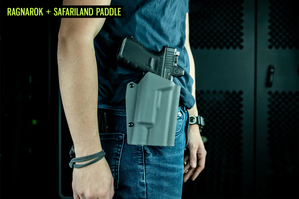 Ragnarok with Safariland Paddle