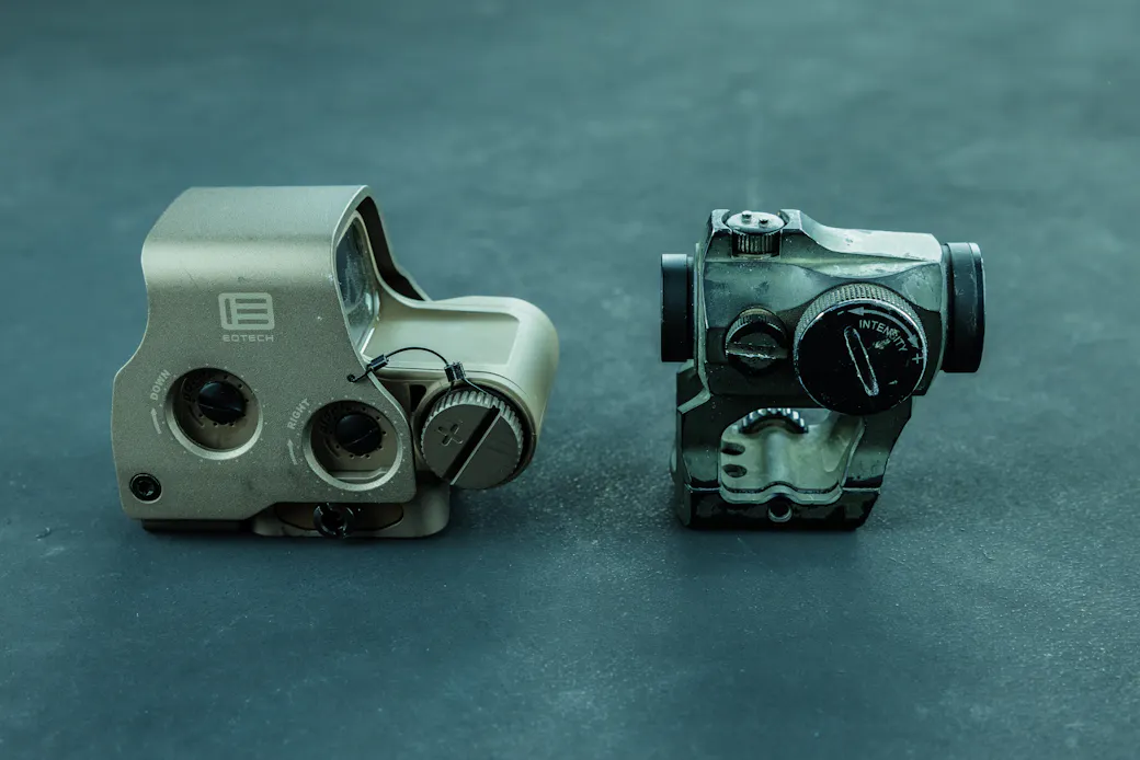 EOTECH EXPS3-0 vs Aimpoint T-2