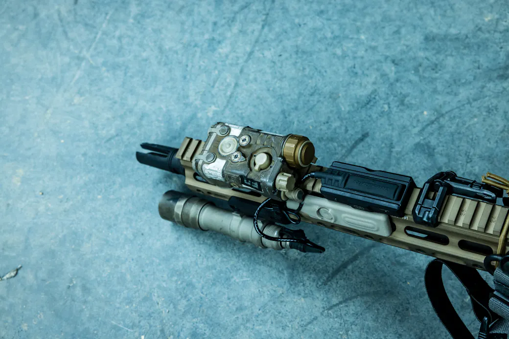 SureFire M600DF on Arisaka 416 offset mount