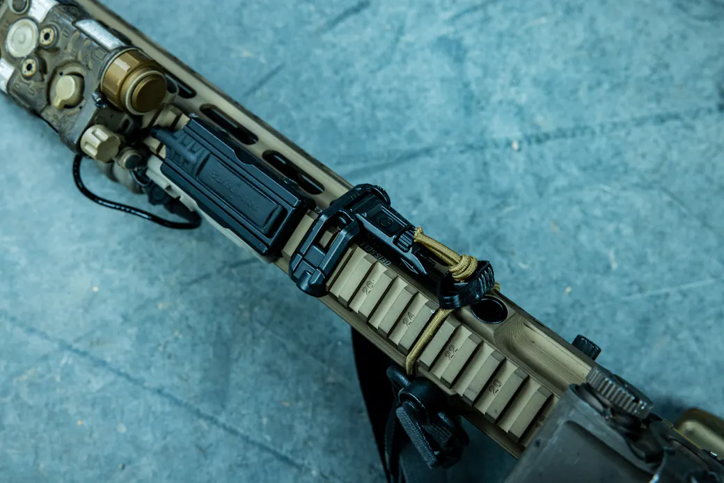 Magpul MBUS Pro offset iron sights