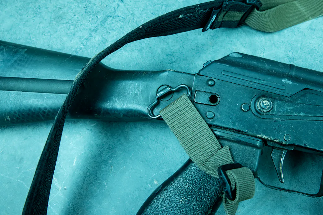 SLR104FR sling attachment detail