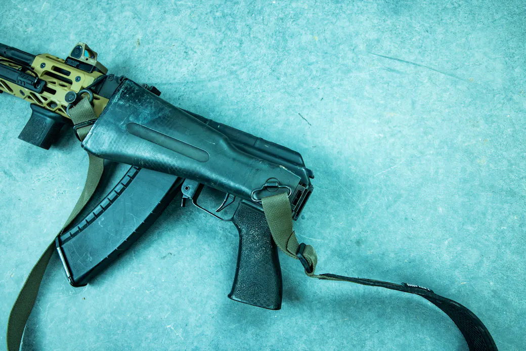 Sling with folded stock