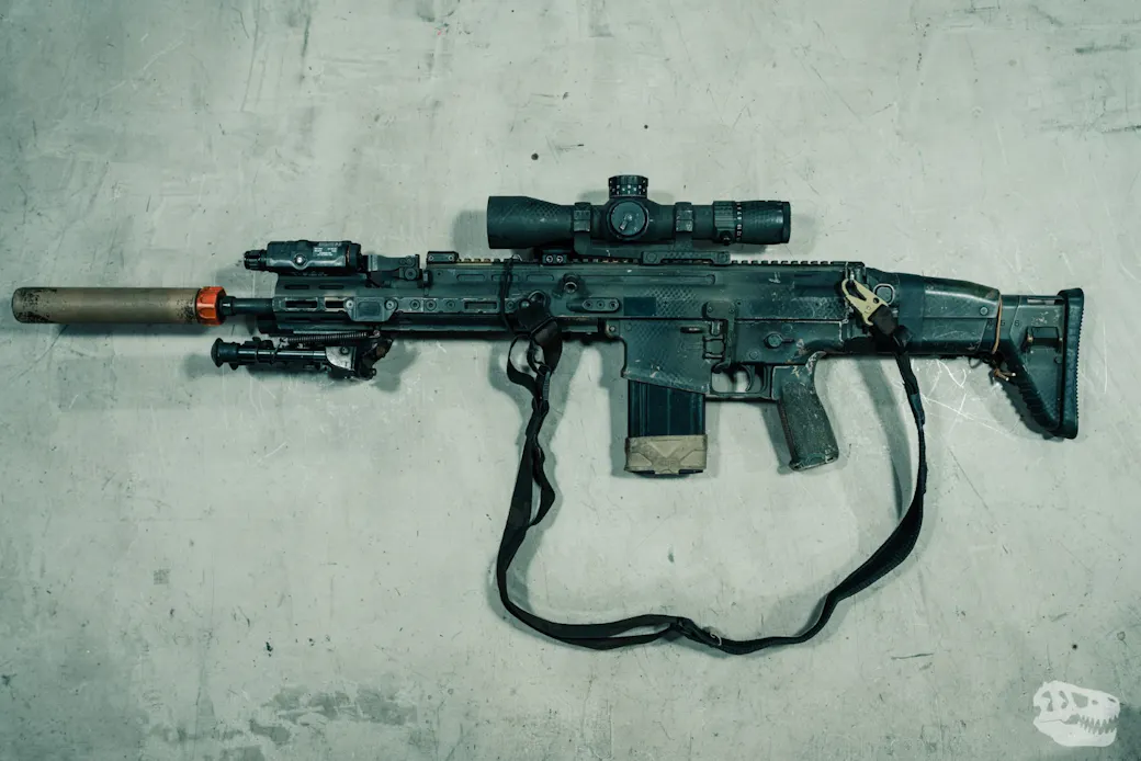 SCAR 17S 16" Suppressed side view