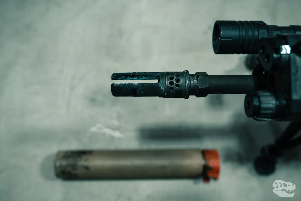 SCAR 17S suppressed full view